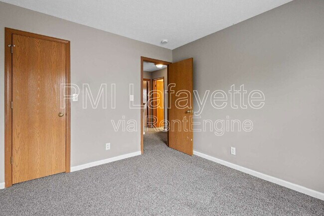 Foto del edificio - 5009 Trotter Dr