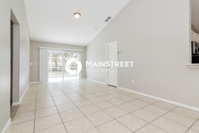 Building Photo - 3 Bedroom Pet-Friendly Home in Davenport, ...