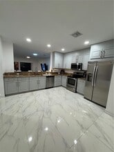 Building Photo - 2900 Hidden Harbour Ct