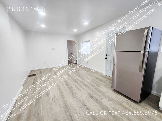 Foto del edificio - 558 S 14 1/2 St