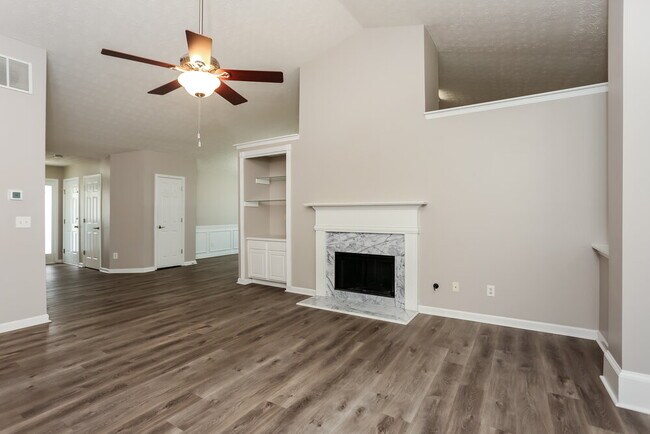 Foto del edificio - 2245 Charleston Oak Cir