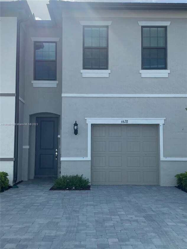 4428 Appleton Cir E, Oakland Park, FL 33309 Townhome Rentals in