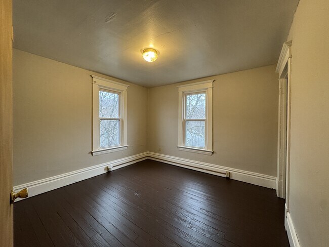 Foto del edificio - 557 Clark St