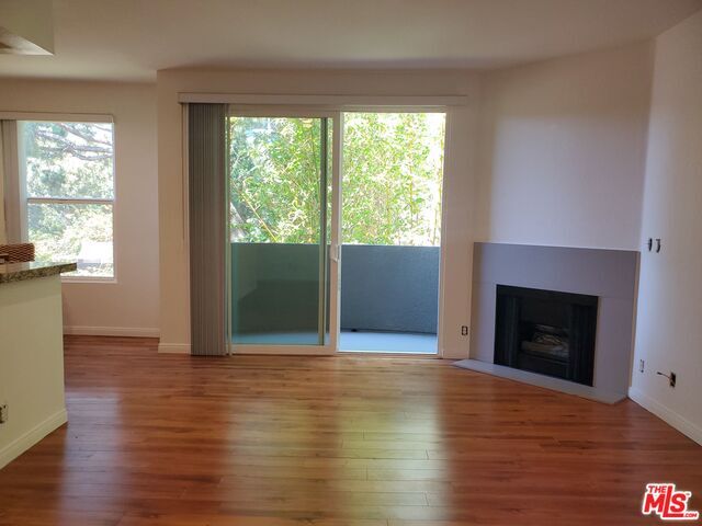 Building Photo - 8819 Harratt St