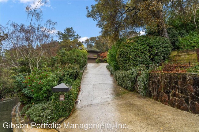 Building Photo - 4 br, 4 bath House - 315 Robinwood Lane