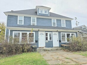 Building Photo - 609 E Mishawaka Ave