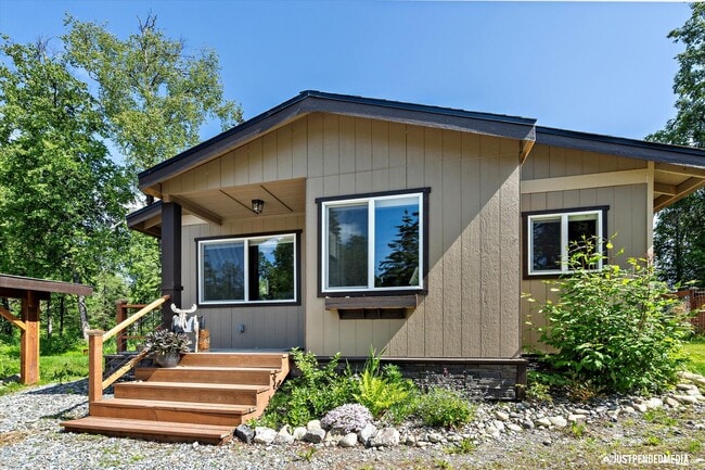 Building Photo - Cute 1 bedroom + 1 Bathroom w/ office - UT...