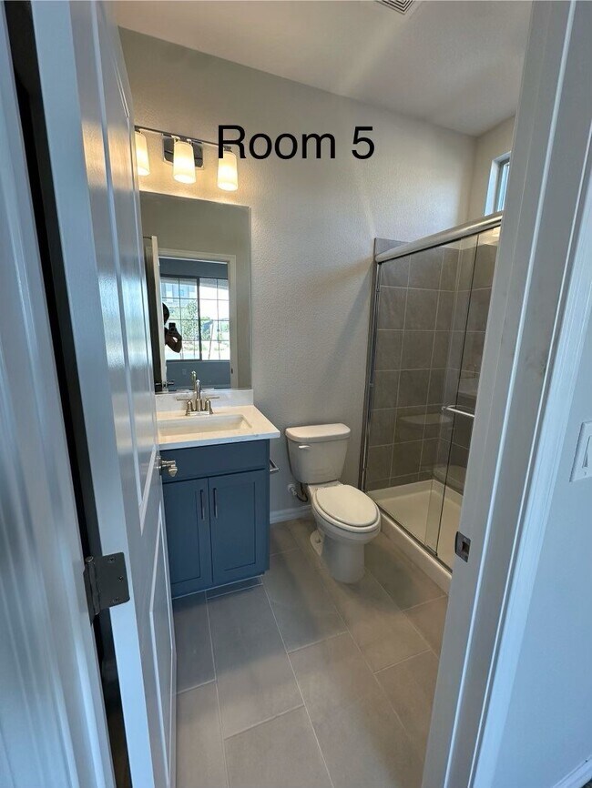 Foto del edificio - 625 Stone Hammer Ave