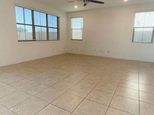 Building Photo - 1810 S Jesse Pl