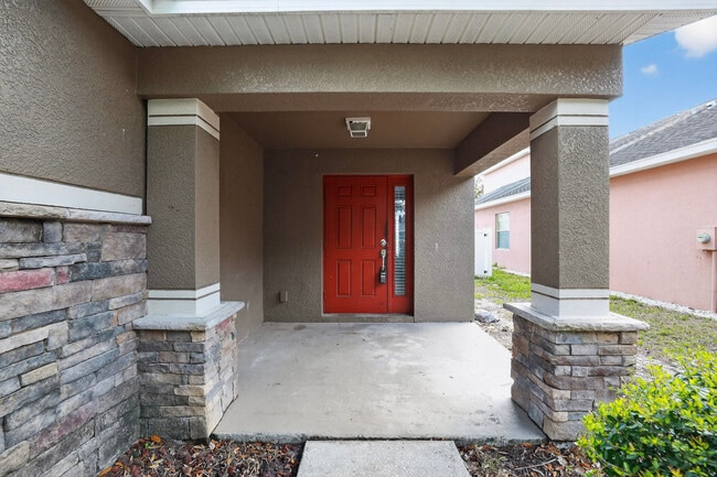 Building Photo - 10629 Shady Preserve Dr