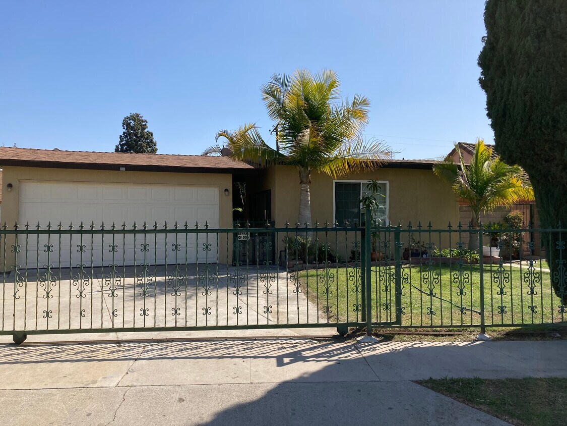 10508 Mattock Ave, Downey, CA 90241 House Rental in Downey, CA