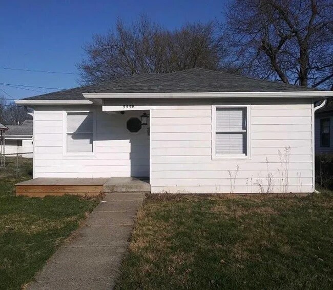 Foto del edificio - 4449 Kingsley Dr