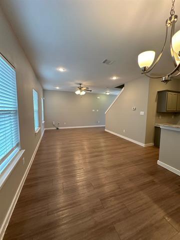 Building Photo - 3610 Apple Valley Way