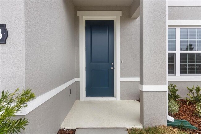 Building Photo - 35593 Crescent Creek Dr