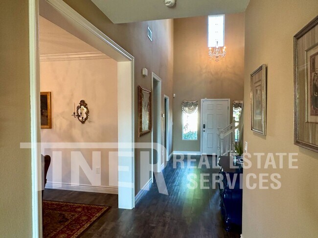 Foto del edificio - 3576 Hume St