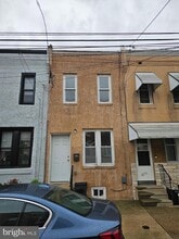 Building Photo - 3173 Salmon St