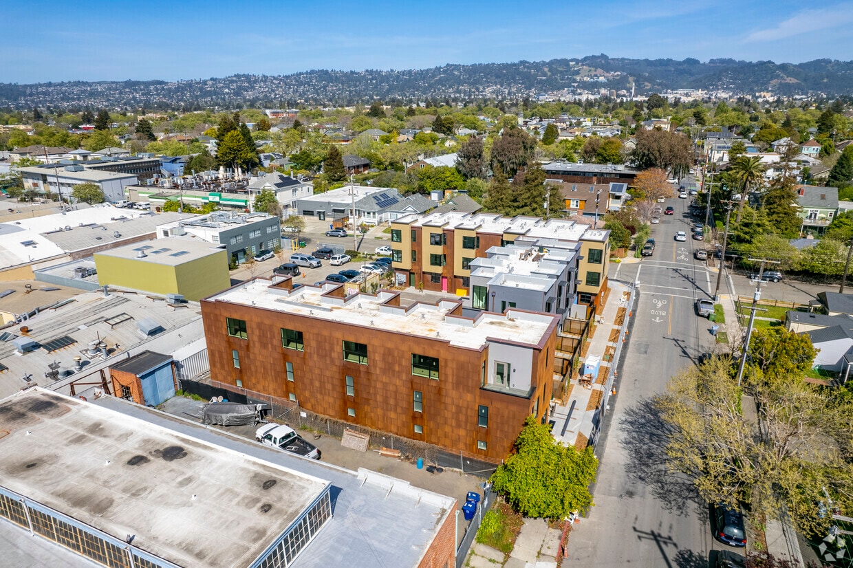 Aerial Photo - Channing Way Townhouses