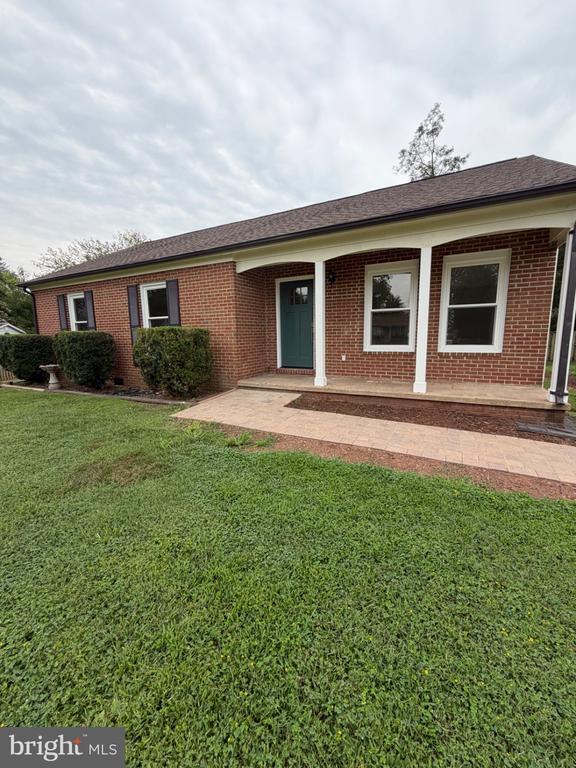 Building Photo - 14949 Madison Ct