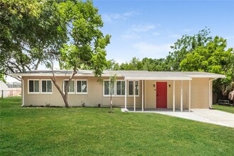 Building Photo - 5622 Clearview Dr