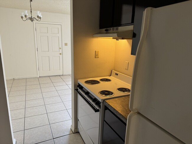 Foto del edificio - 200 Hidden Acres Dr