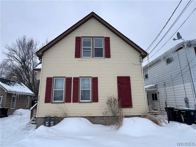 Building Photo - 350 Delaware St