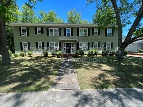 Building Photo - 1810 Ft Bragg Rd