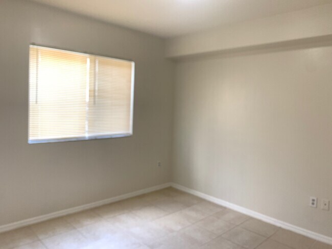 Photo - 11050 SW 196th St Townhome