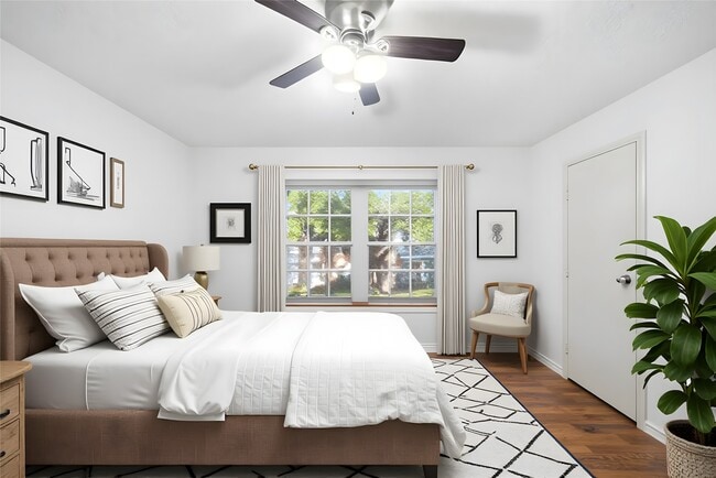 Foto del edificio - 11002 Hammerly Blvd