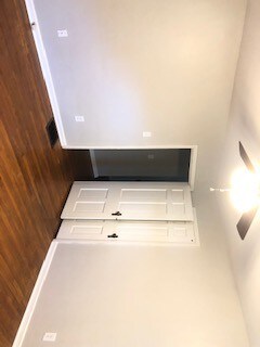 Building Photo - 326 S Cassingham Rd