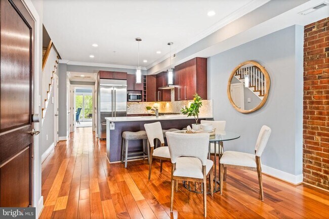 Foto del edificio - 3614 13th St NW