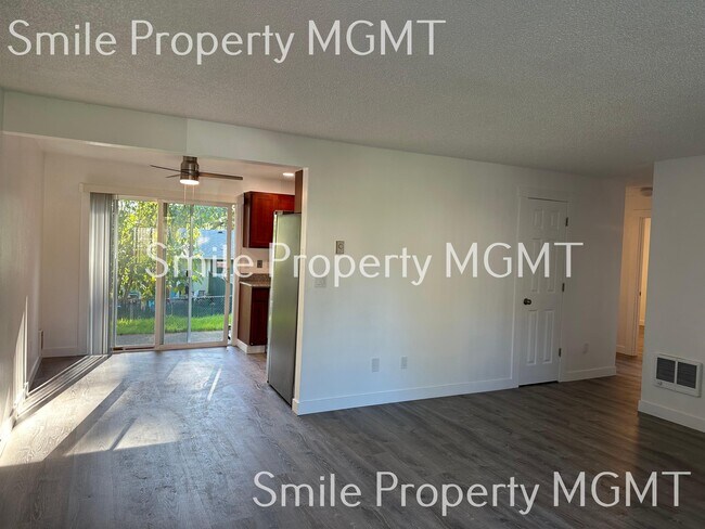 Foto del edificio - 15542 NE Couch St