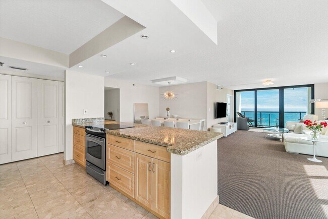 Foto del edificio - 3115 S Ocean Blvd