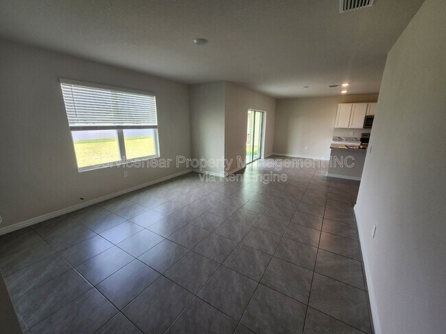 Building Photo - 18002 Canopy Pl
