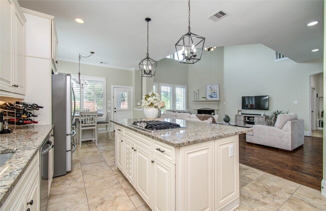 Building Photo - 28627 Rolling Ridge Dr