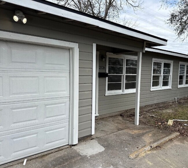 Foto del edificio - 2526 Jackson