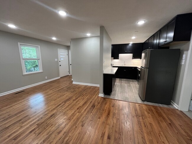 Building Photo - 97 Cedar Dr