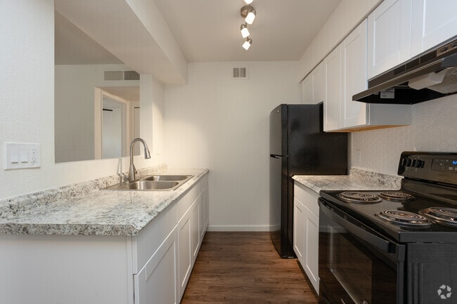 Interior Photo - Juniper Canyon *Newly Remodeled Units*