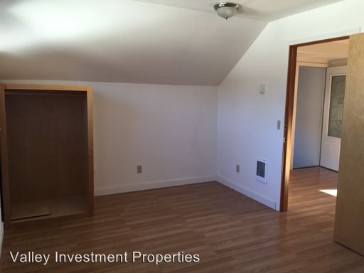 Building Photo - 2442 Agate St