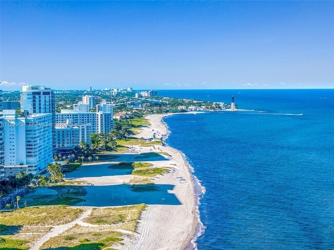 Building Photo - 704 N Ocean Blvd