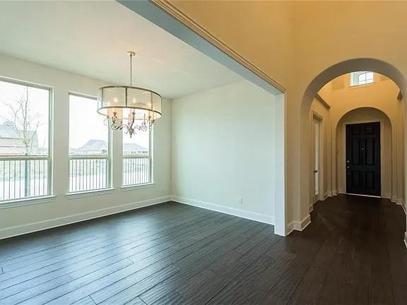 Foto del edificio - 16138 Moonseed Rd