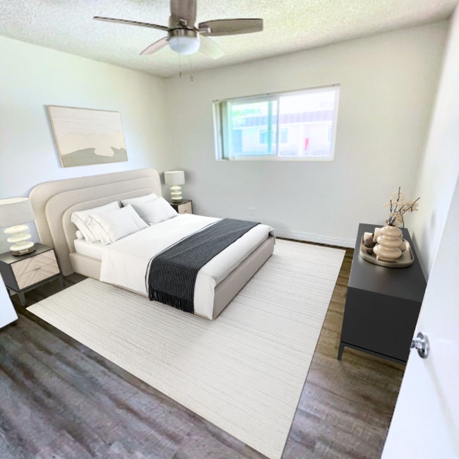 Building Photo - 2357 Grove Ave