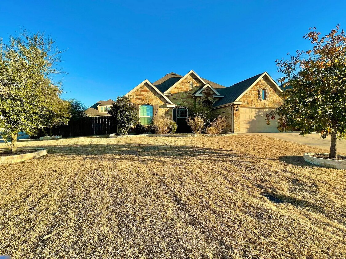 Primary Photo - 12501 Altamira St