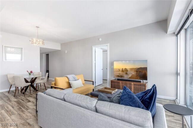 Foto del edificio - 4471 Dean Martin Dr