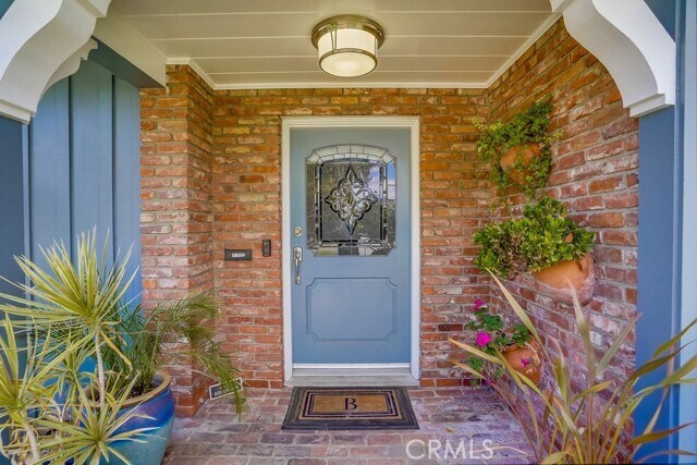 Foto del edificio - 5290 E El Roble St