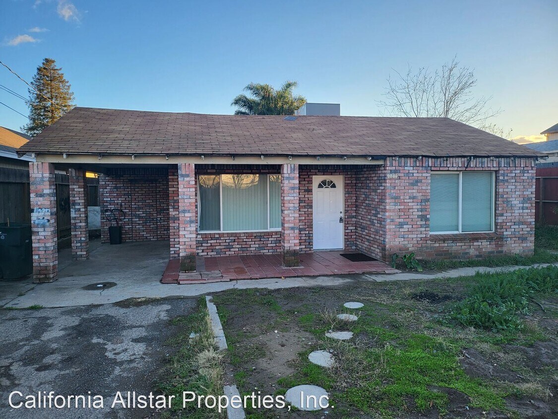 2 br, 1 bath House 2848 Stanislaus Street House Rental in Riverbank