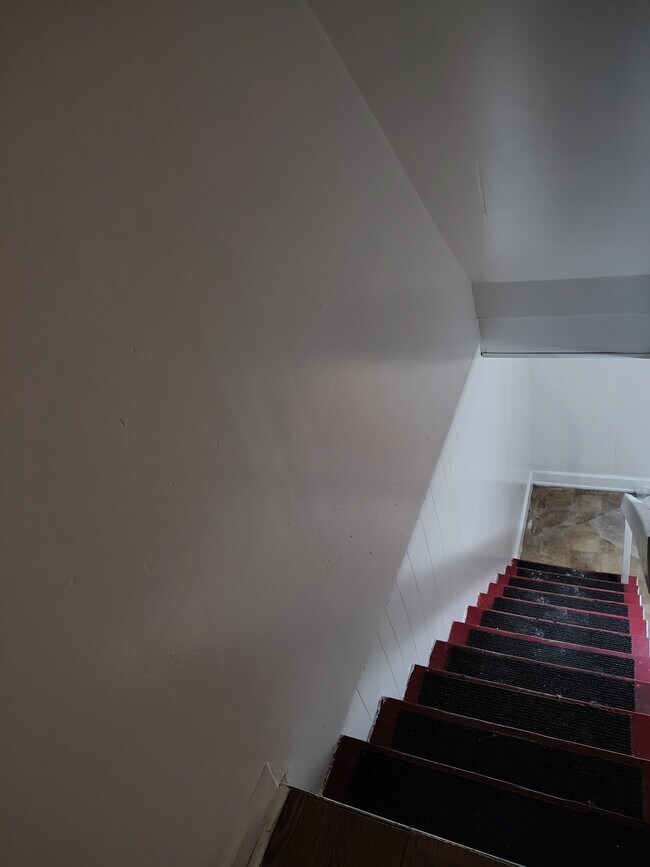 Foto del edificio - 416 W Poplar St