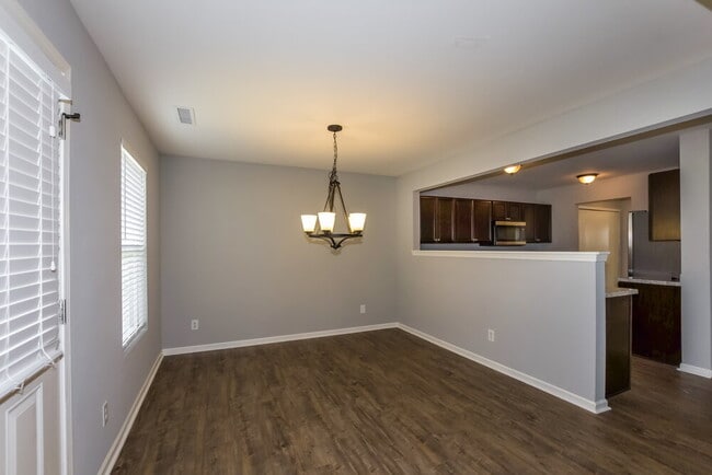 Foto del edificio - 4214 Quinn Drive