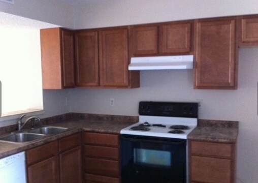 Building Photo - 2720-2726 Gray Fox Ln