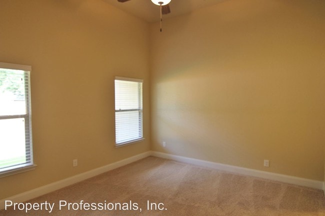 Building Photo - 3 br, 2 bath House - 1253 Old FM 306
