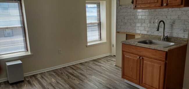 Foto del edificio - 2240 Cedar St
